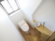 南欧風の家・トイレ