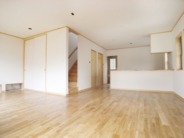 シンプルモダンの家・リビング